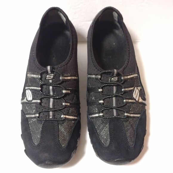 Skechers Women’s Sassie Heirloom Slip On Bikers Leather Walking Sneakers Black - Picture 2 of 7